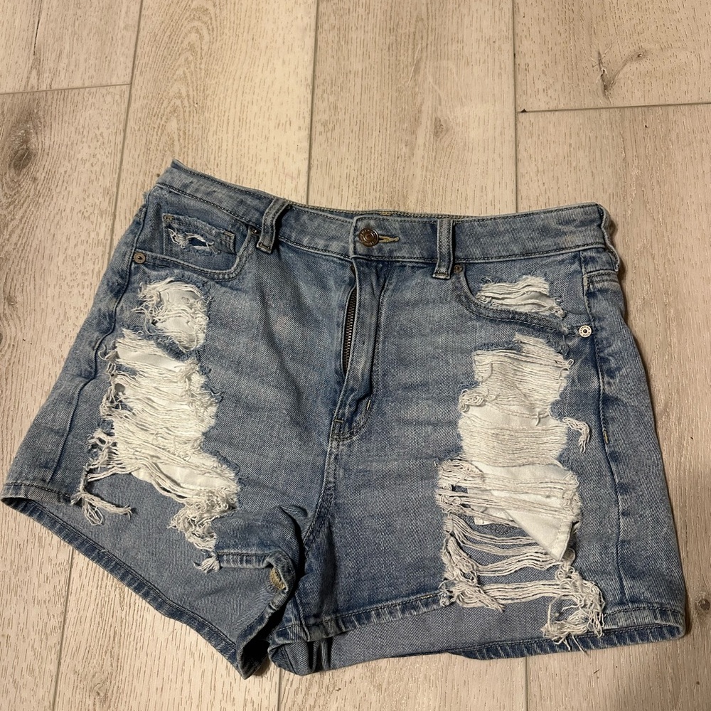 American Eagle Jean shorts size 8